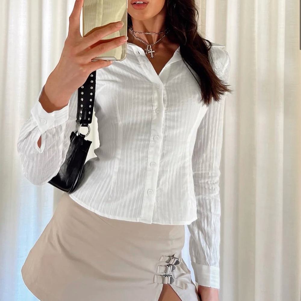 ‼️SOLD‼️ Elegant White Button-Up Blouse